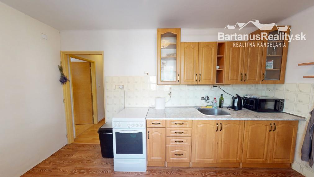 BartanusReality - Na predaj 2-izbový byt v Trenčíne na ul. 28.októbra.