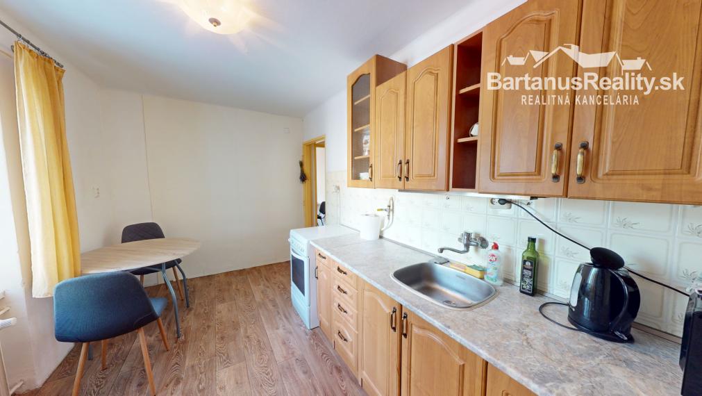 BartanusReality - Na predaj 2-izbový byt v Trenčíne na ul. 28.októbra.