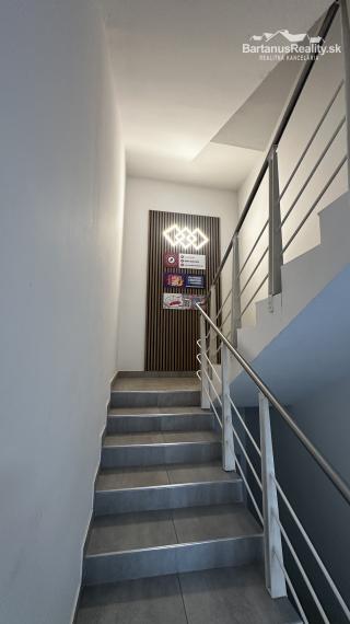 Na prenájom kancelársky priestor na Ul. Vajanského 7