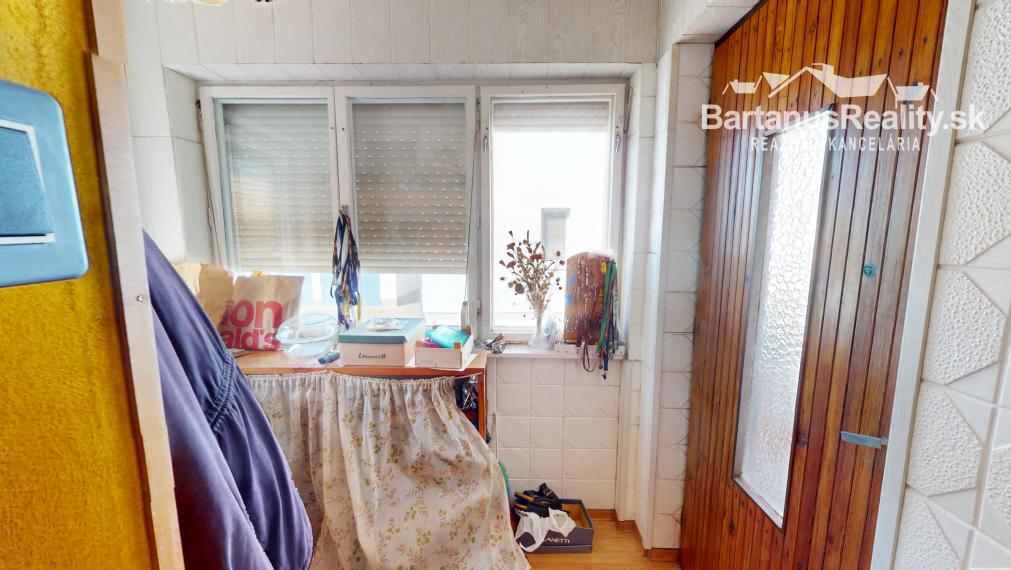 Na predaj starší rodinný dom priamo v meste Trenčín, Bezručova ulica.