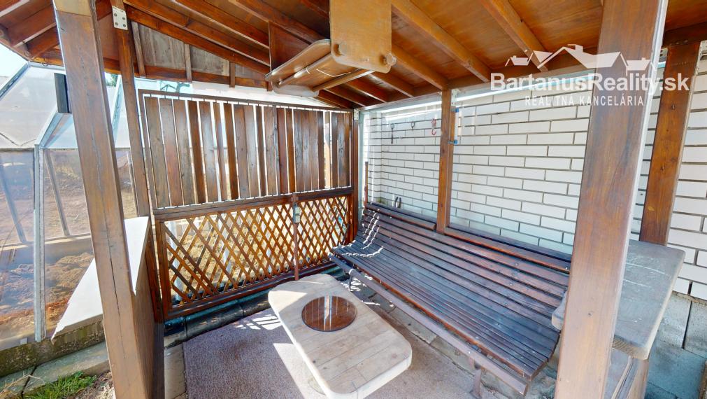 Na predaj starší rodinný dom priamo v meste Trenčín, Bezručova ulica.