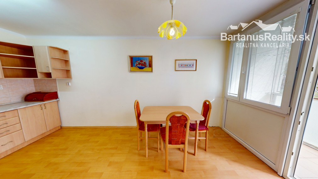 Na predaj 3-izbový byt v Trenčíne, časť Sihoť II, ul. Gagarinova o rozlohe 61 m.