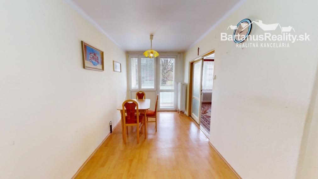 Na predaj 3-izbový byt v Trenčíne, časť Sihoť II, ul. Gagarinova o rozlohe 61 m.