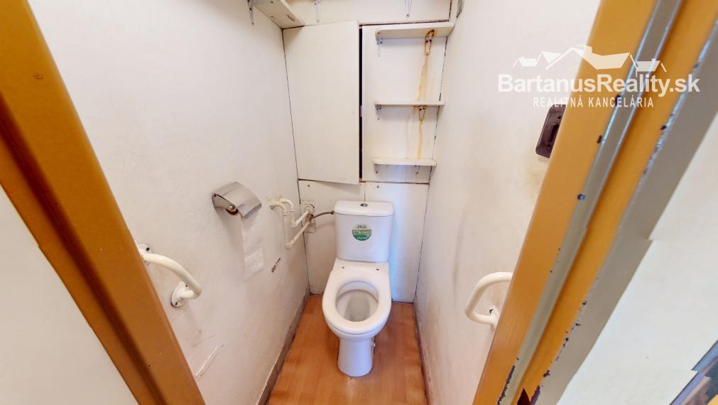 Na predaj 3-izbový byt v Trenčíne, časť Sihoť II, ul. Gagarinova o rozlohe 61 m.