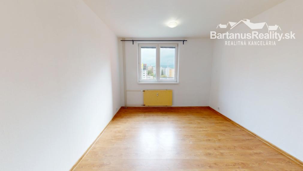 Na prenájom 3 izbový byt v Trenčíne, Juh, Východná ulica.