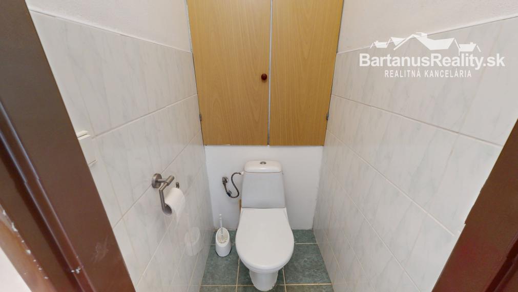 Na prenájom 3 izbový byt v Trenčíne, Juh, Východná ulica.