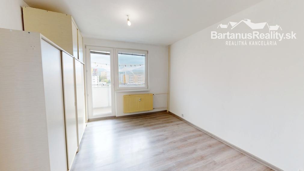 Na prenájom 3 izbový byt v Trenčíne, Juh, Východná ulica.