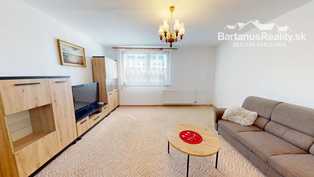 Na prenájom kompletne zariadený 3 izbový byt v Trenčíne, Juh, Halalovka.