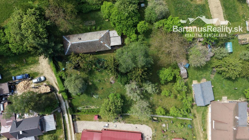 Na predaj rekreačná chalupa v krásnom prostredí obci Bošáca, časť Zabudišová.