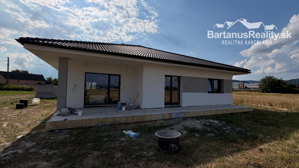 BartanusReality - Na predaj zaujímavý 5 izbový rodinný dom v obci Kameničany pri Dubnici nad Váhom. Znížená cena!!!