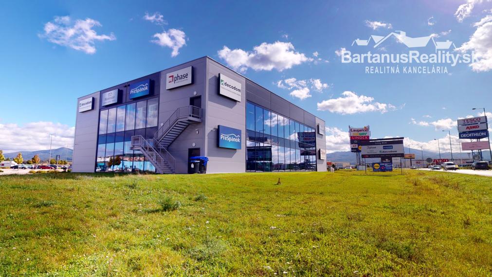 BartanusReality - Na prenájom atraktívne obchodné priestory o rozlohe 375 m2 v budove LIVING BOX v Trenčíne