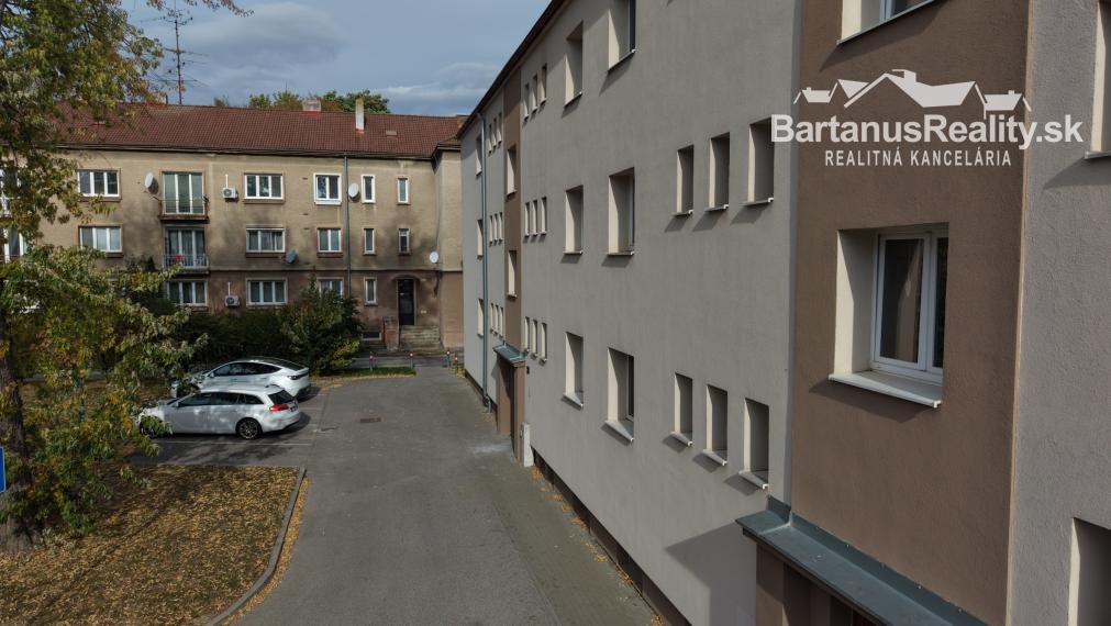 BartanusReality - Na predaj 3-izbový byt o rozlohe 85 m2 v Trenčíne, ulica Inovecká.