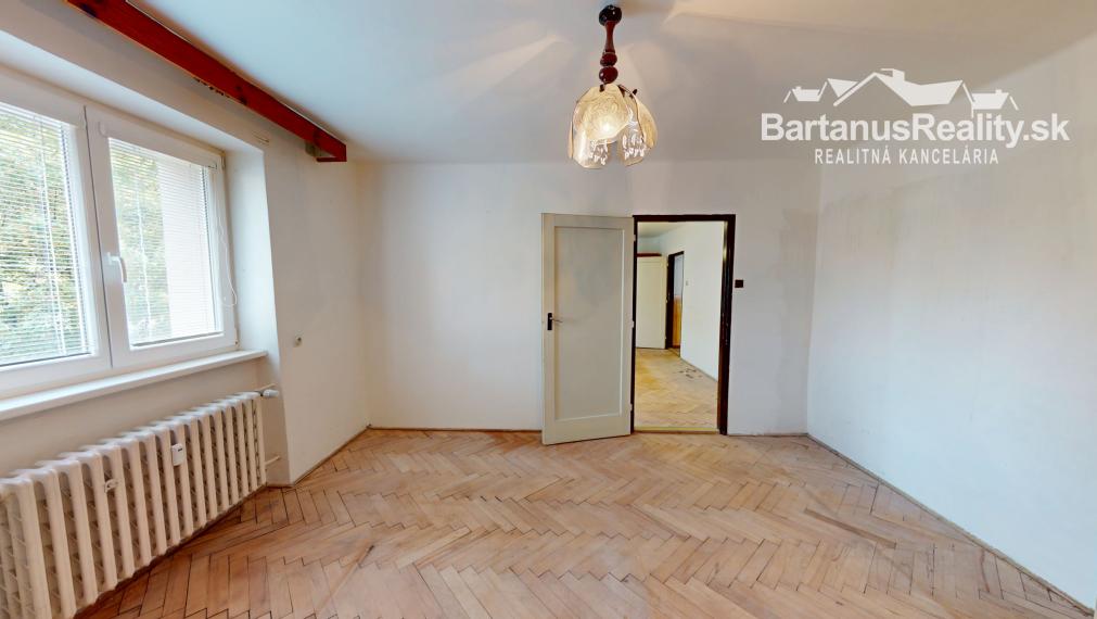 BartanusReality - Na predaj 3-izbový byt o rozlohe 85 m2 v Trenčíne, ulica Inovecká.