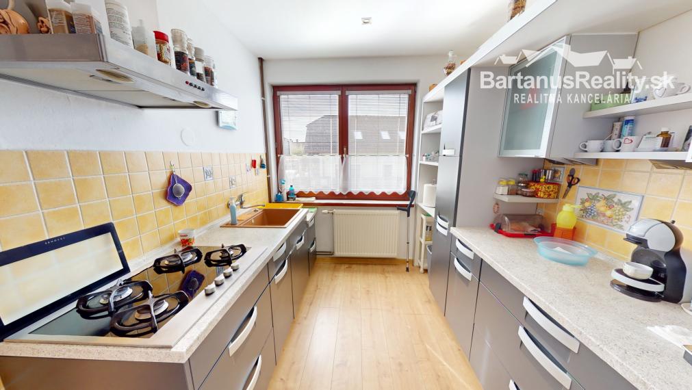 BartanusReality - Na predaj rodinný dom v Trenčíne, časť Záblatie, ulica Záblatská.