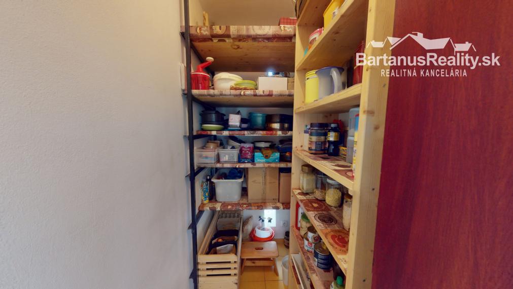 BartanusReality - Na predaj rodinný dom v Trenčíne, časť Záblatie, ulica Záblatská.