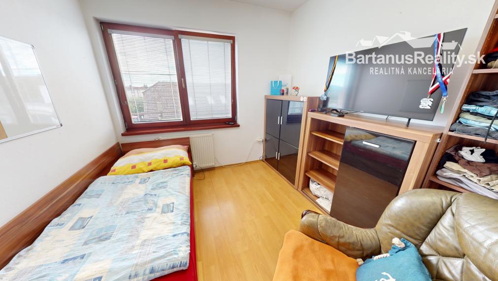 BartanusReality - Na predaj rodinný dom v Trenčíne, časť Záblatie, ulica Záblatská.