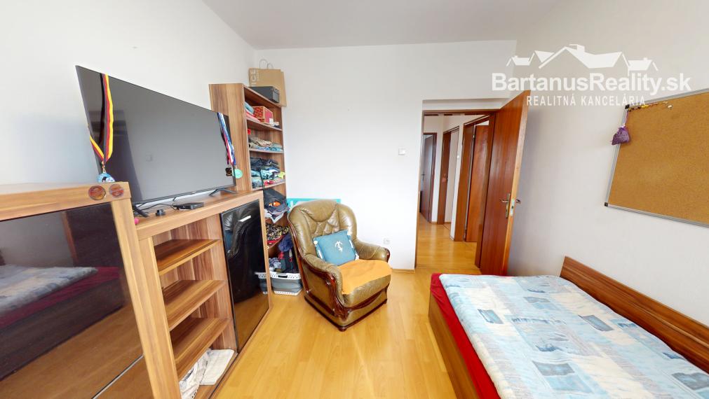 BartanusReality - Na predaj rodinný dom v Trenčíne, časť Záblatie, ulica Záblatská.