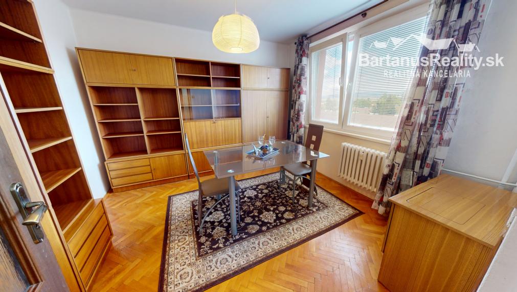 BartanusReality - Na predaj 3-izbový byt vo vyhľadávanej lokalite Trenčína, ul. Soblahovská.