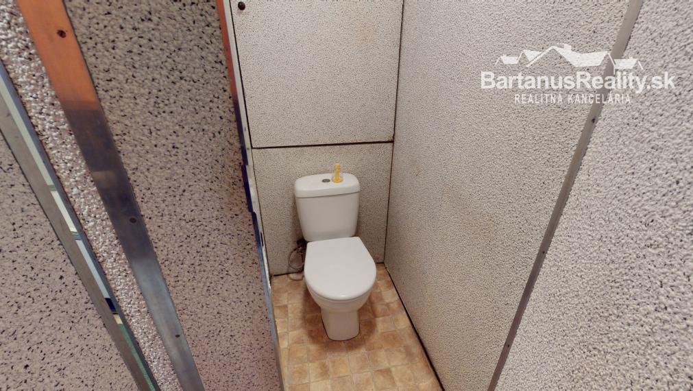 BartanusReality - Na predaj 3-izbový byt vo vyhľadávanej lokalite Trenčína, ul. Soblahovská.