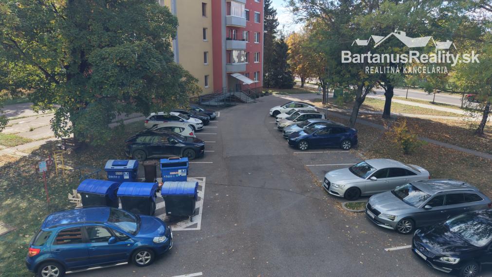 BartanusReality - Na predaj 3-izbový byt vo vyhľadávanej lokalite Trenčína, ul. Soblahovská.