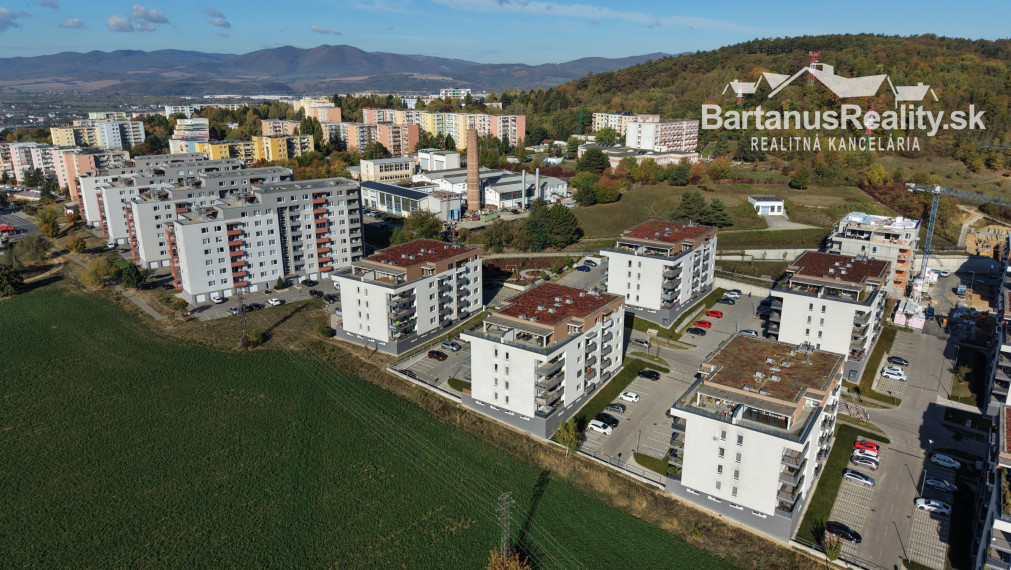 BartanusReality - Na predaj nadštandardný 3-izbový byt o rozlohe 93 m2 s terasou 73 m2 v Trenčíne, sídlisko JUH, ul. Liptovská