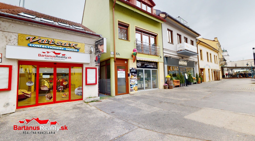BartanusReality - Na predaj lukratívna komerčná budova vhodná pre investičný zámer, priamo v centre Trenčína, ulica Hviezdoslavova 10.