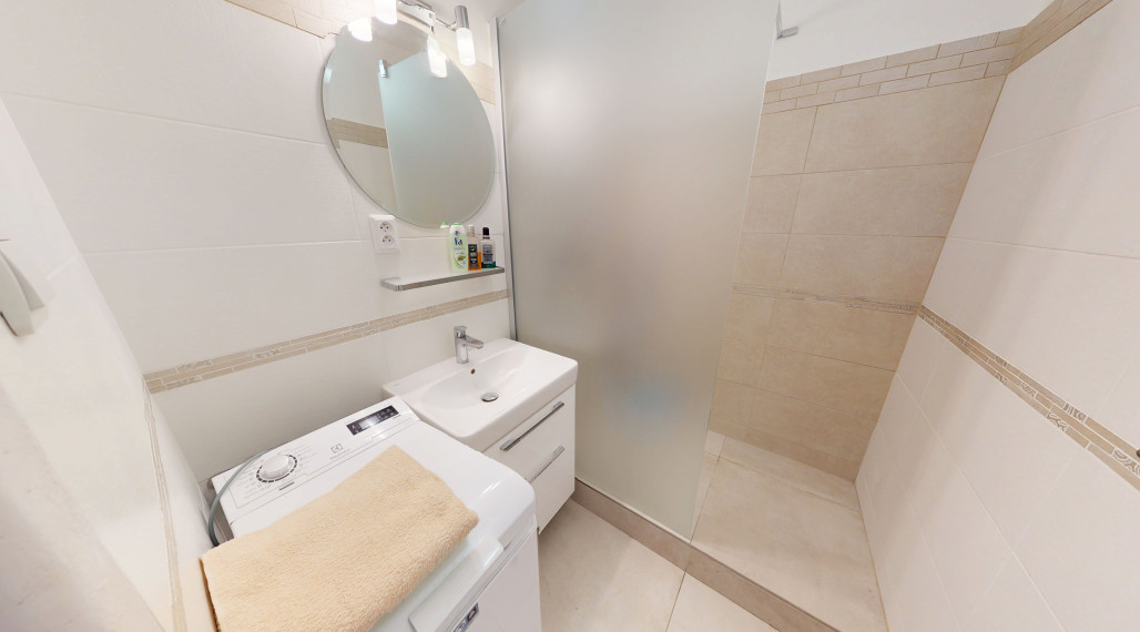 BartanusReality - Na predaj 3-izbový byt priamo v centre mesta Trenčín, ulica Horný Šianec.