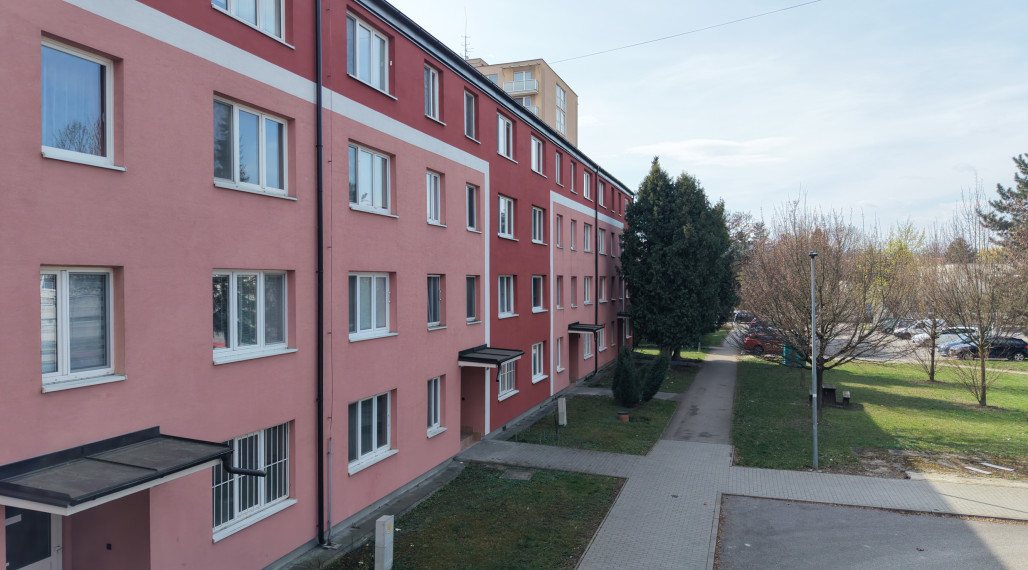 Na predaj 3-izbový byt v Trenčíne, časť Sihoť II, ul. Gagarinova o rozlohe 61 m.