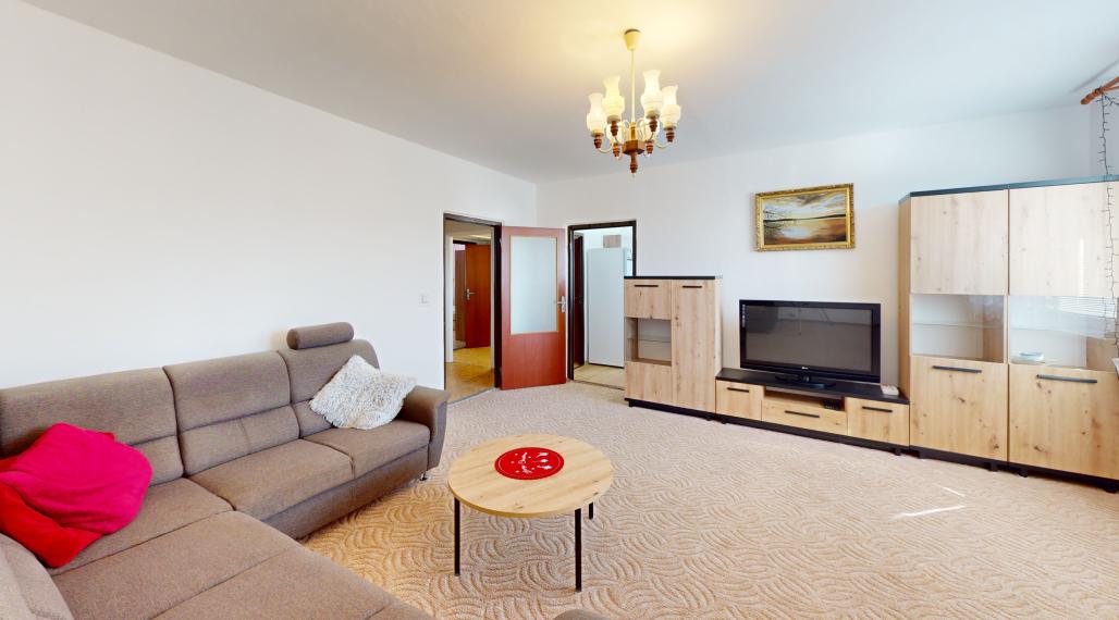 Na prenájom kompletne zariadený 3 izbový byt v Trenčíne, Juh, Halalovka.