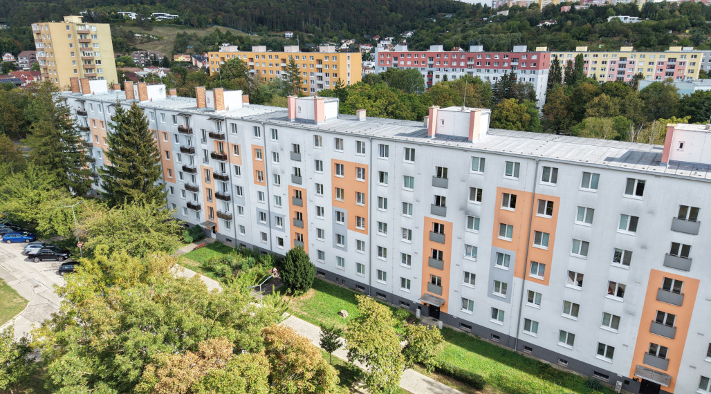 Ponúkame na predaj 3-izbový byt na ul. 28. októbra v Trenčíne