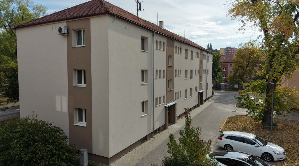 BartanusReality - Na predaj 3-izbový byt o rozlohe 85 m2 v Trenčíne, ulica Inovecká.