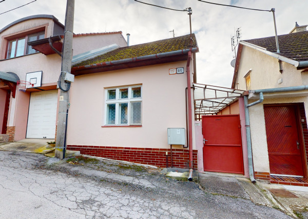 BartanusReality - Na predaj rodinný dom v Trenčíne, Partizánska ulica, pod Brezinou.