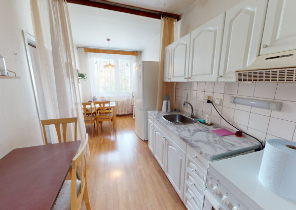 BartanusReality - !!!!! REZERVOVANÉ !!!!!Na prenájom 3 izbový byt v Trenčíne, Sihoť, Žilinská ulica.