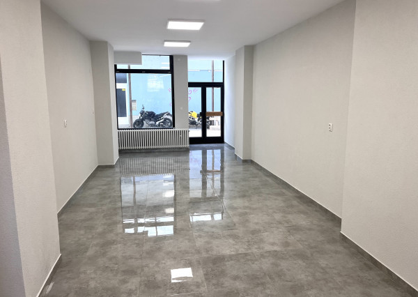 Na prenájom obchodno - kancelársky priestor v Dubnici nad Váhom.