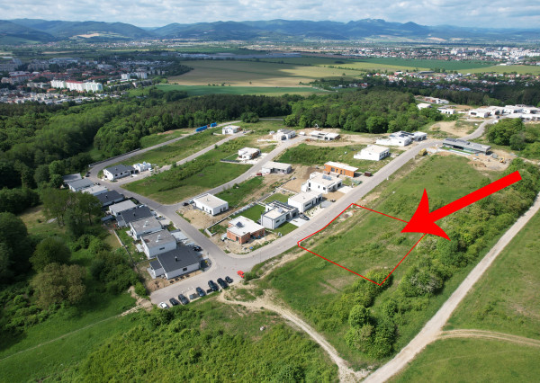 BartanusReality - Na predaj dve lukratívne stavebné parcely v Novej Dubnici, časť Medové lúky.