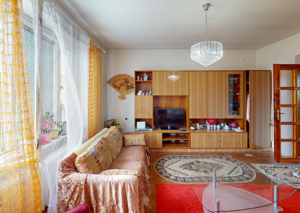 BartanusReality - !!!!! REZERVOVANÉ !!!!!   Na predaj zaujímavý, rozmerný 1 izbový byt v Novej Dubnici, ulica P. Jilemnického.