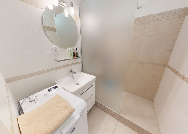 BartanusReality - Na predaj 3-izbový byt priamo v centre mesta Trenčín, ulica Horný Šianec.