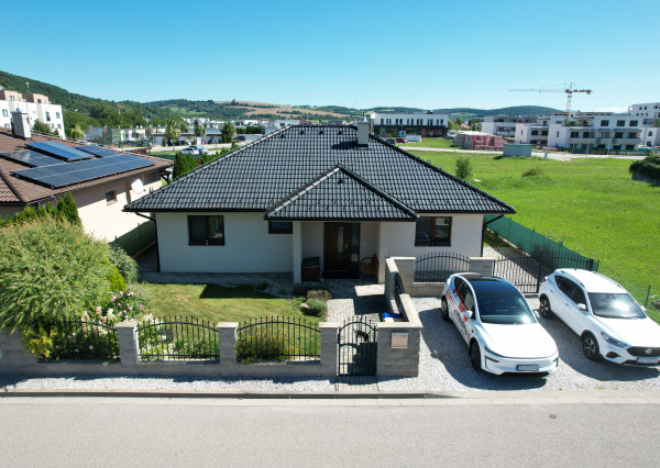 BartanusReality - Na predaj novostavbu 4izbového bungalovu na ul. Jána Prháčka v štvrti Vinohrady