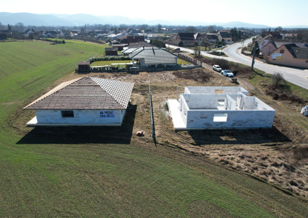 BartanusReality - Na predaj zaujímavý 5 izbový rodinný dom v obci Kameničany pri Dubnici nad Váhom. Znížená cena!!!