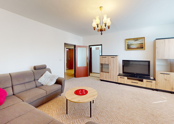 Na prenájom kompletne zariadený 3 izbový byt v Trenčíne, Juh, Halalovka.